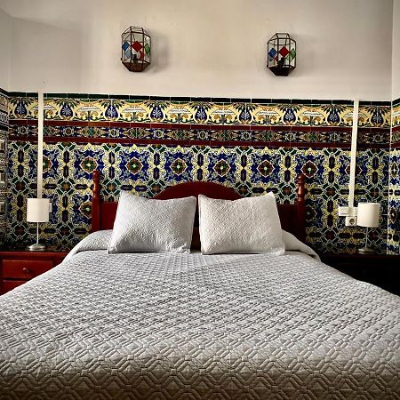 Hostal Lis إشبيلية المظهر الخارجي الصورة