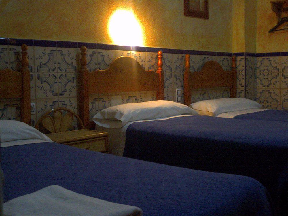 Hostal Lis إشبيلية المظهر الخارجي الصورة