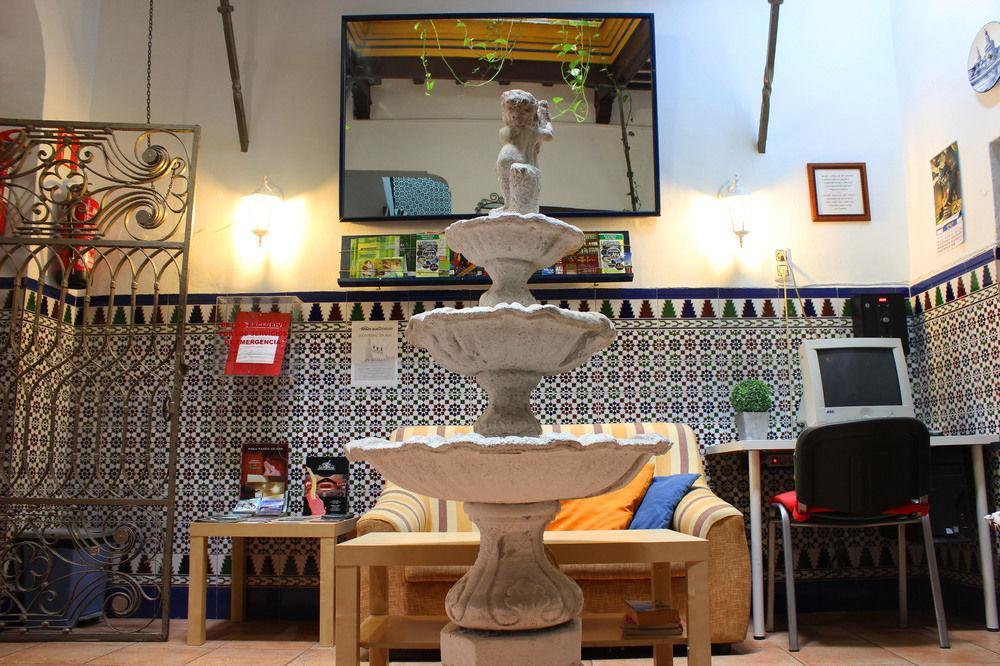 Hostal Lis إشبيلية المظهر الخارجي الصورة