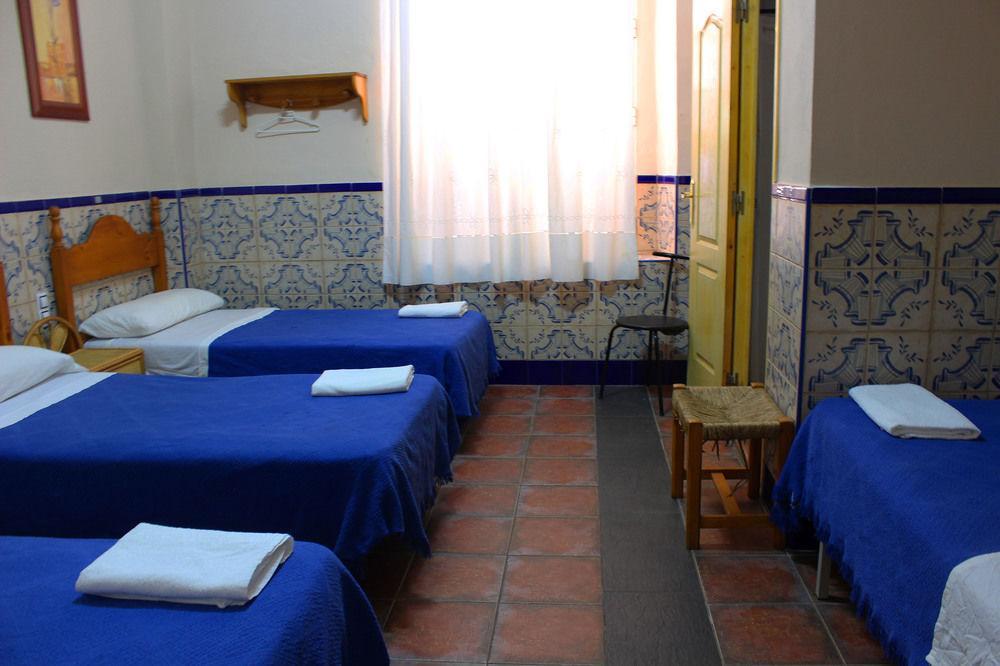 Hostal Lis إشبيلية المظهر الخارجي الصورة