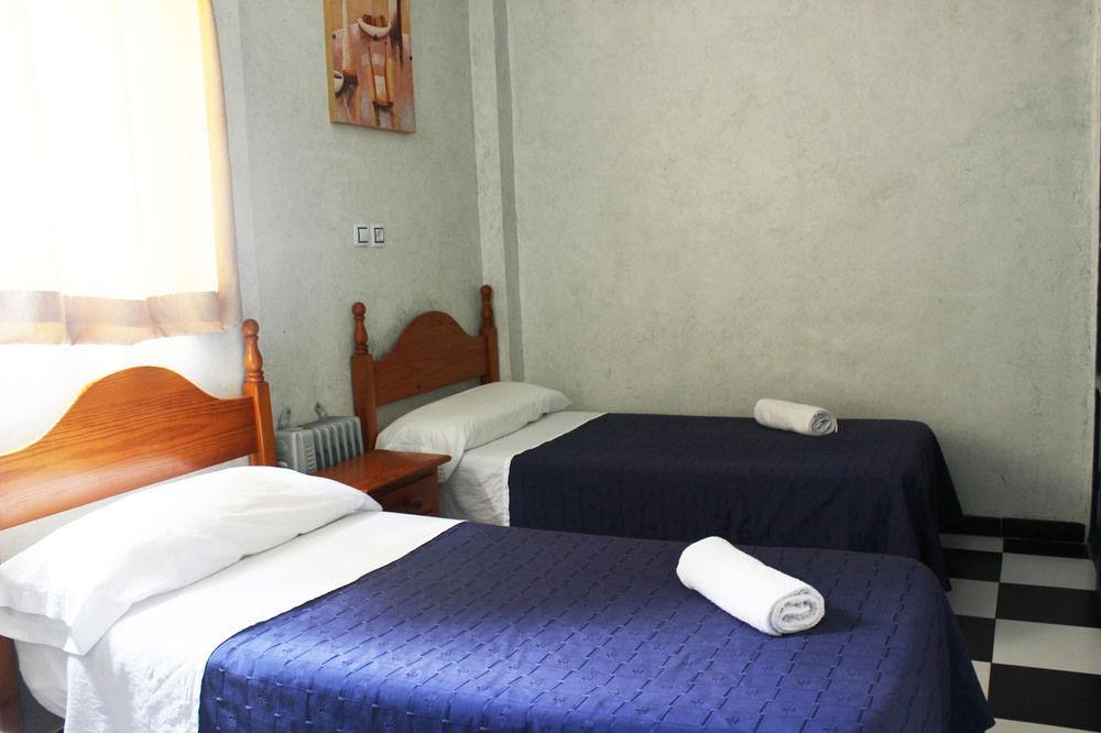 Hostal Lis إشبيلية المظهر الخارجي الصورة