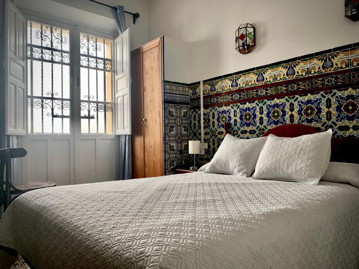 Hostal Lis إشبيلية المظهر الخارجي الصورة