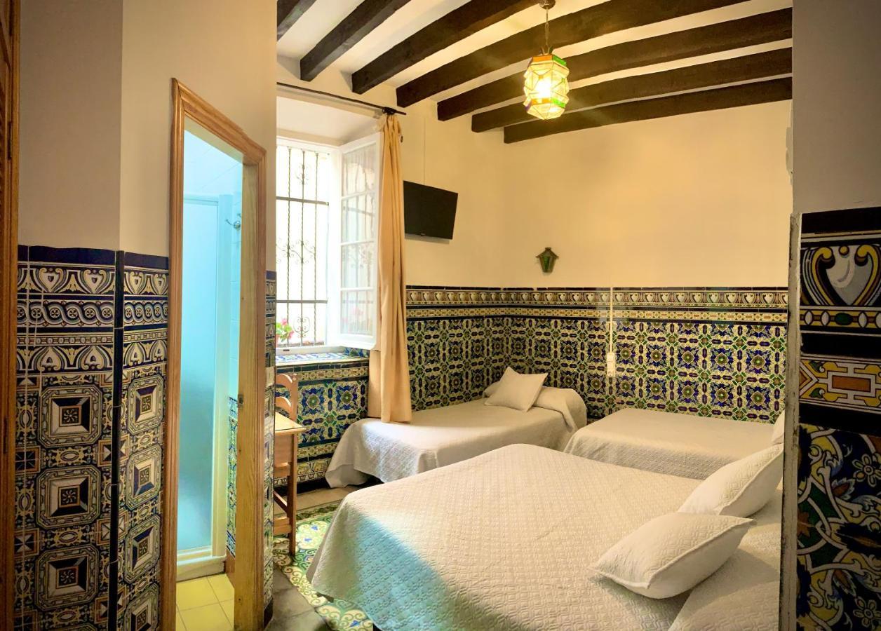 Hostal Lis إشبيلية المظهر الخارجي الصورة